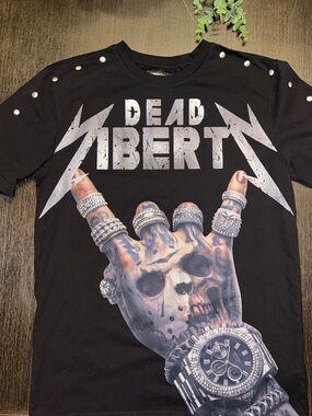 Roku Studio Men's Black Short-Sleeve Graphic Skull Hand Tee